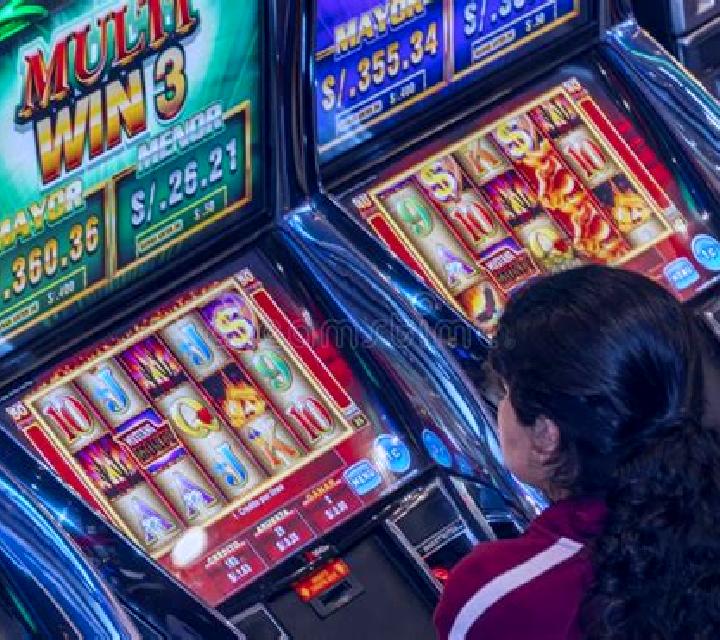 Naughty or Nice 3 slot machine