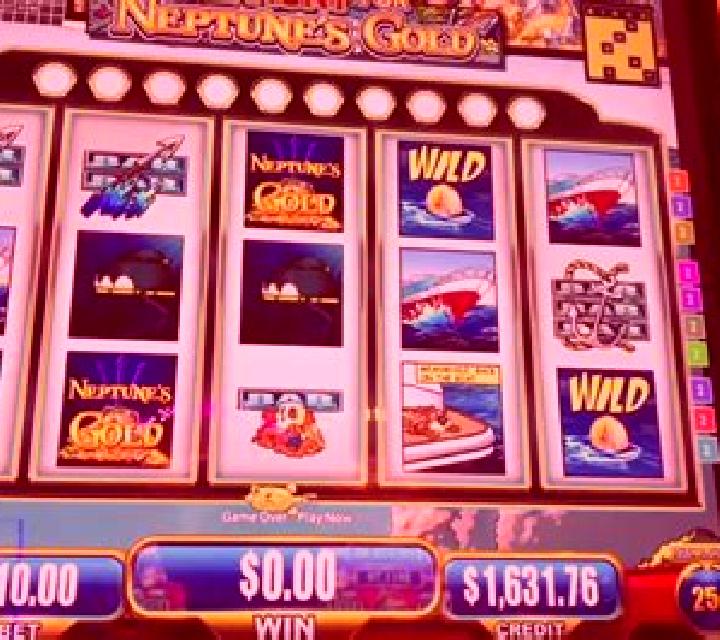 Neptune s Champions slot machine