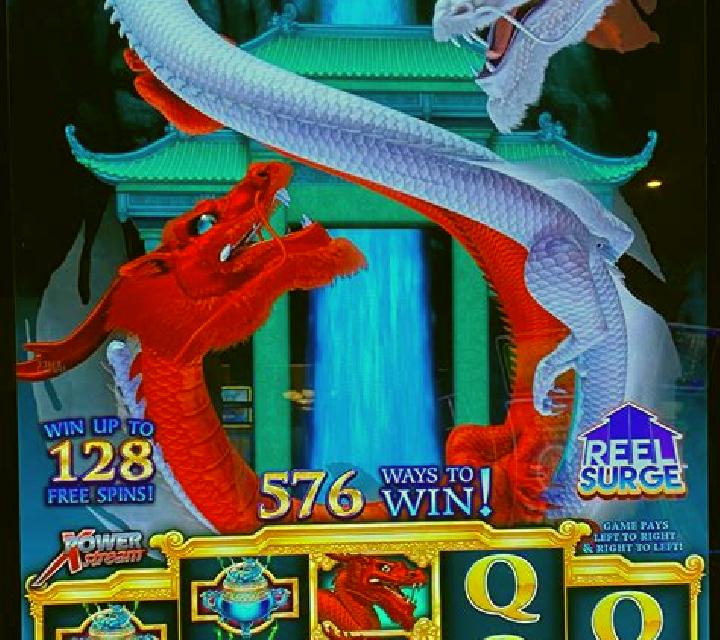 New Legend of 5 Dragons slot machine