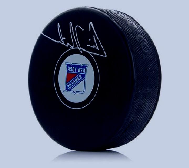 New York Rangers Ultimate Puck LuckyTap slot machine