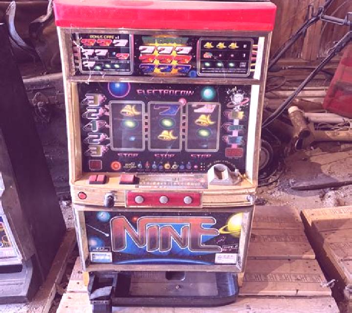 Nine Knights slot machine