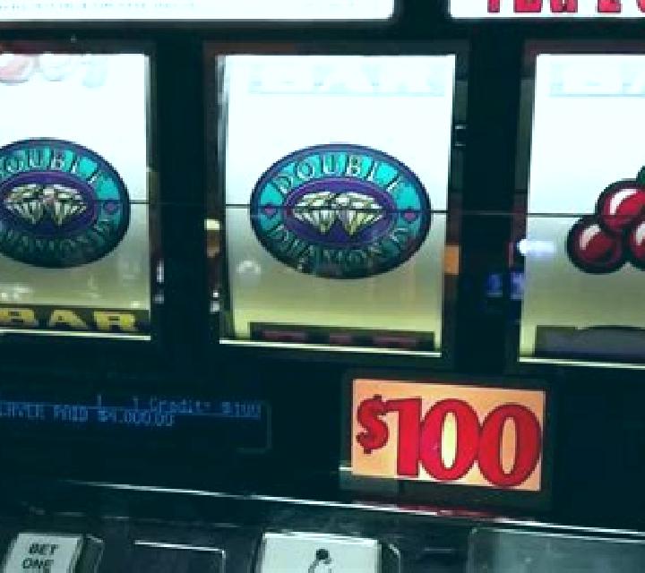 Nitro 100 slot machine