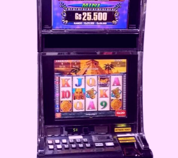 Noire City slot machine