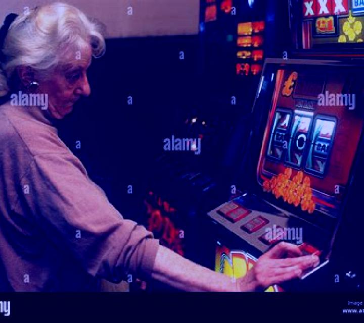 Old Neighbor Lady slot machine