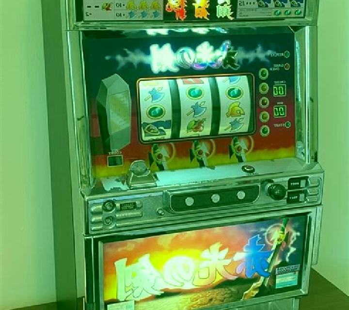 Olympia (GameScale) slot machine