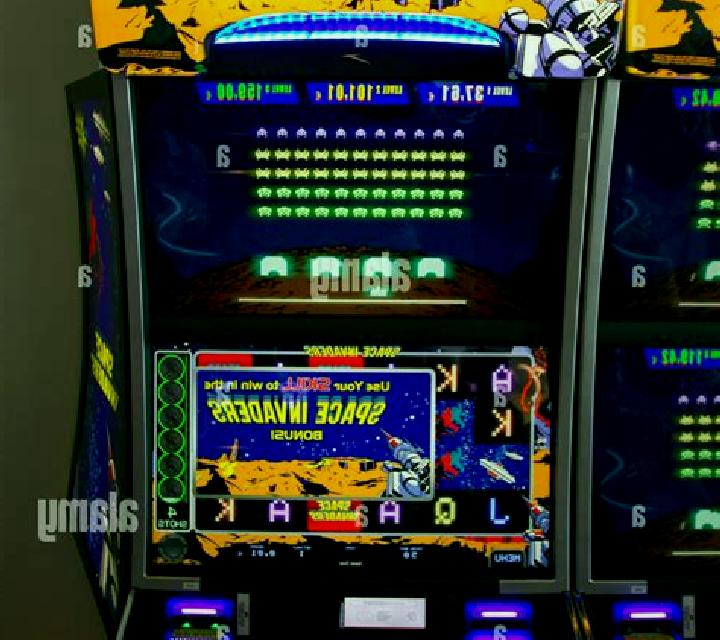 Outerspace Invaders slot machine