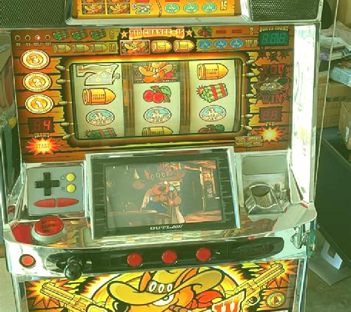 Outlaw Territory slot machine
