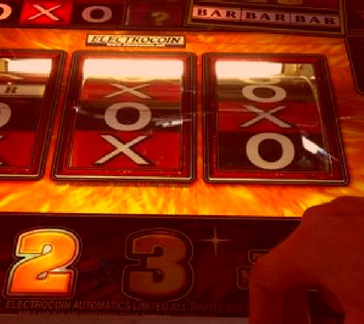 Oxo slot machine