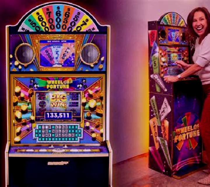 Page of Fortune Deluxe slot machine