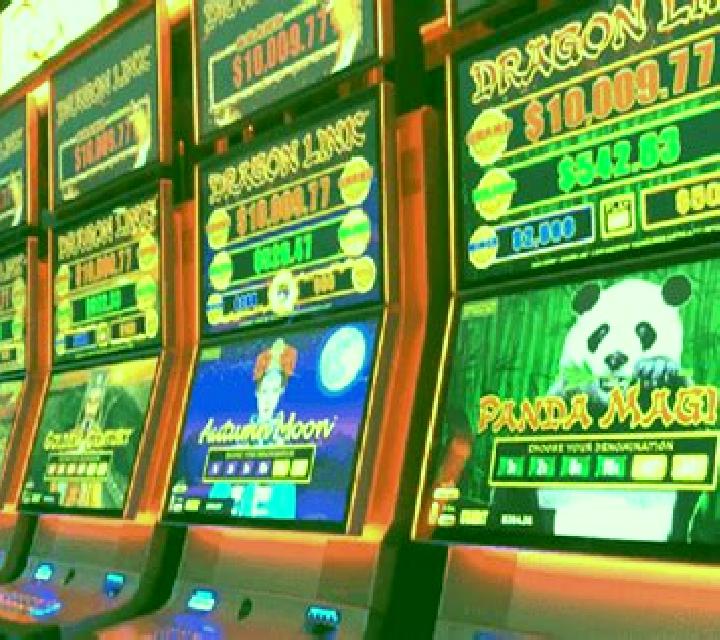 Panda Show slot machine