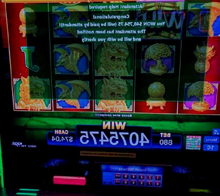 Party Games Slotto slot machine