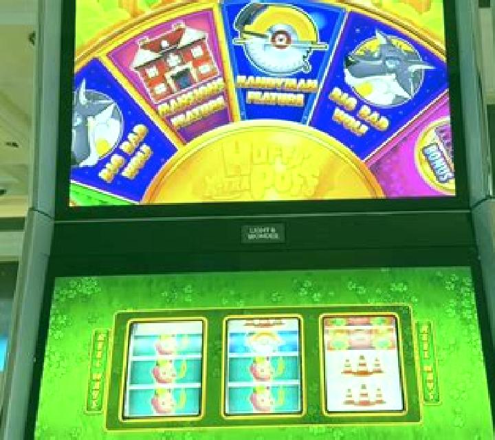 Party Xtra slot machine