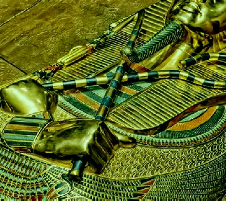 Pharaoh s Tomb (Red Rake) slot machine