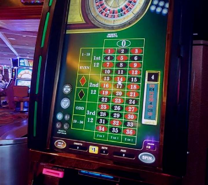 Philosopher s Roulette slot machine