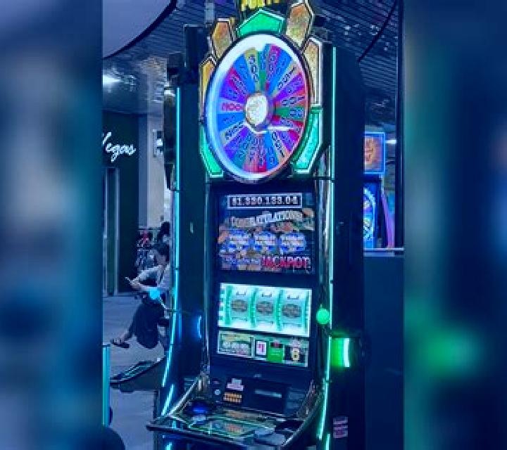 Phoenix Wheel slot