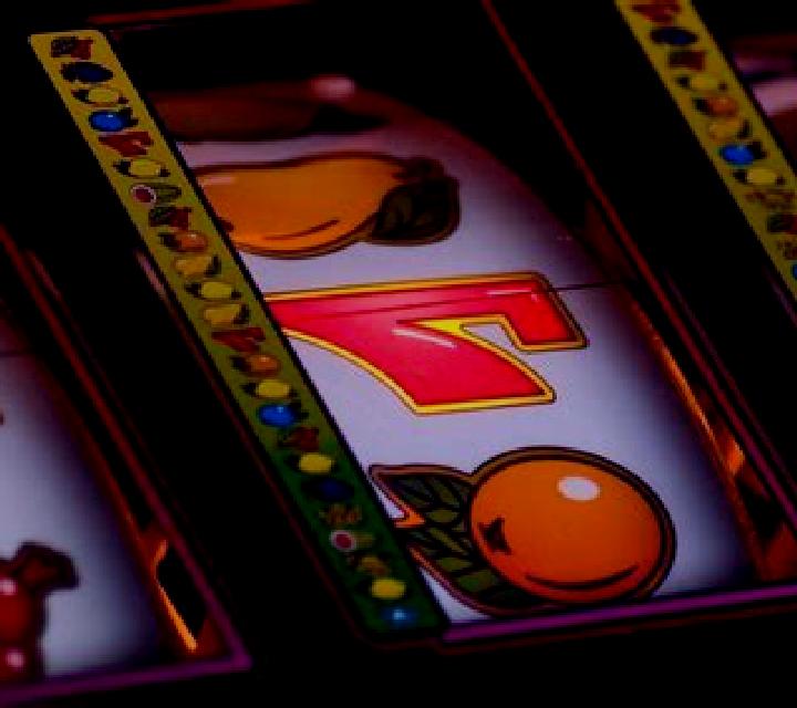 Piñateros slot machine