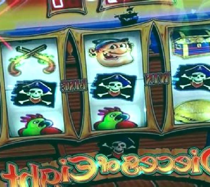 Pieces of Eight slot machine