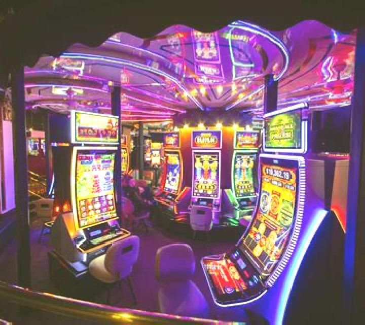 Pin-Up Fruits 243 online slot