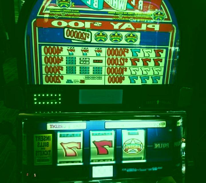 Pinball Machine slot machine