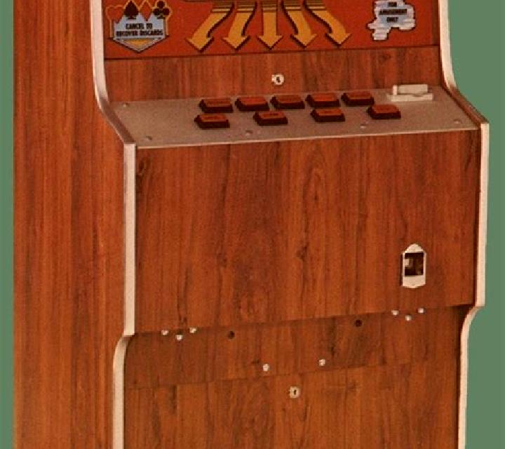 Pineapple Poker slot machine