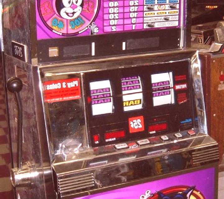 Pinky Cat slot machine