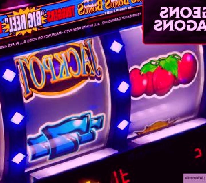 Pirates of War slot machine