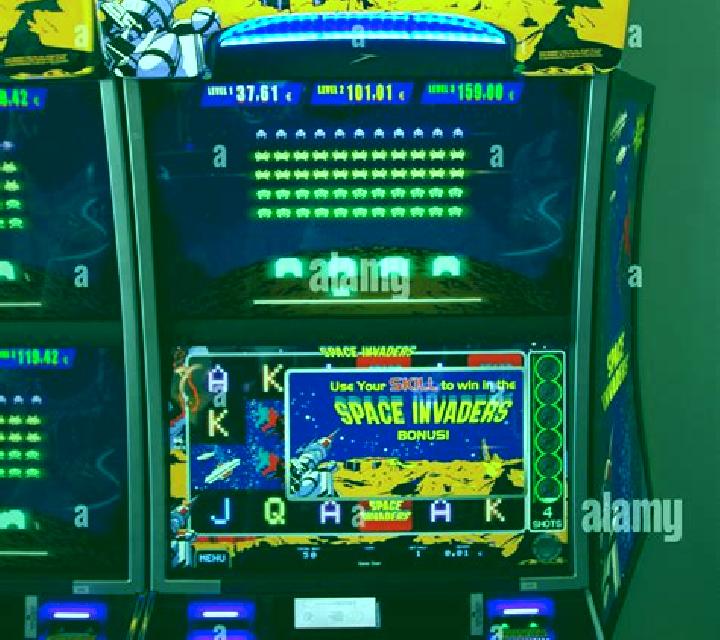 Pixel Invaders slot machine