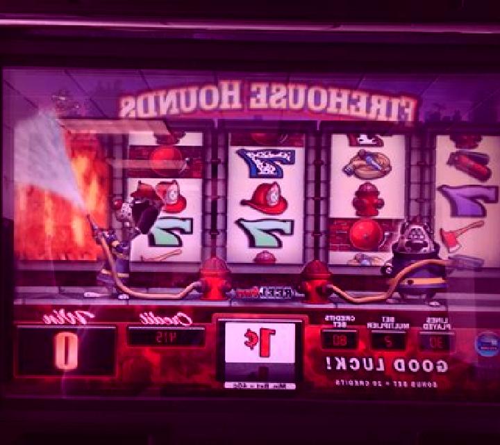 Platinum Hounds slot machine