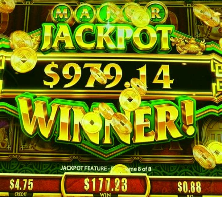 Playzia Coin Flip slot machine