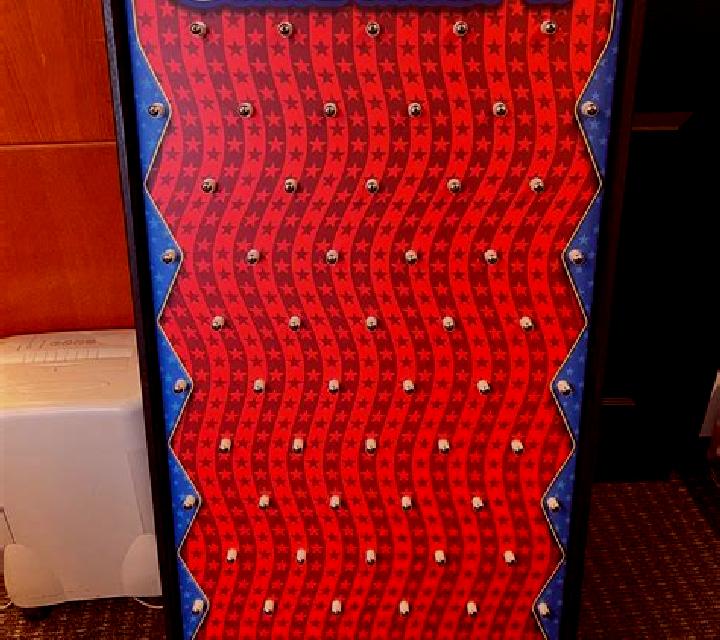 Plinko (TrueLab Games) slot machine