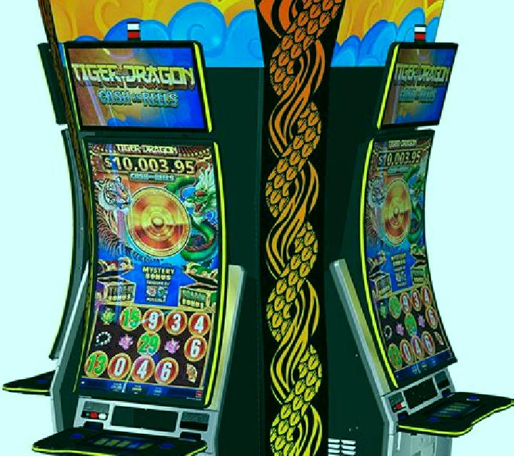 Poker Pursuit (iSoftBet) slot machine