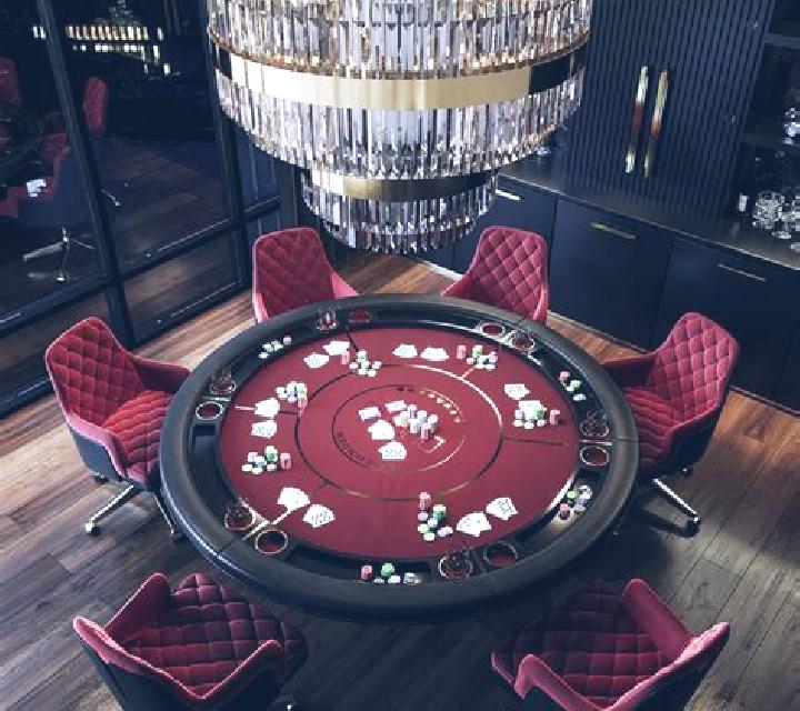 Poker Room slot game
