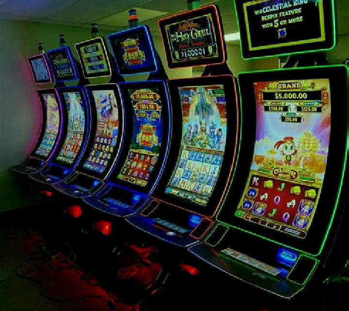 Poker Room slot machine