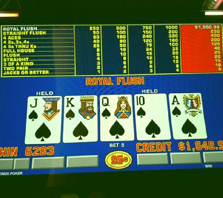 Poker Win 2 online slot