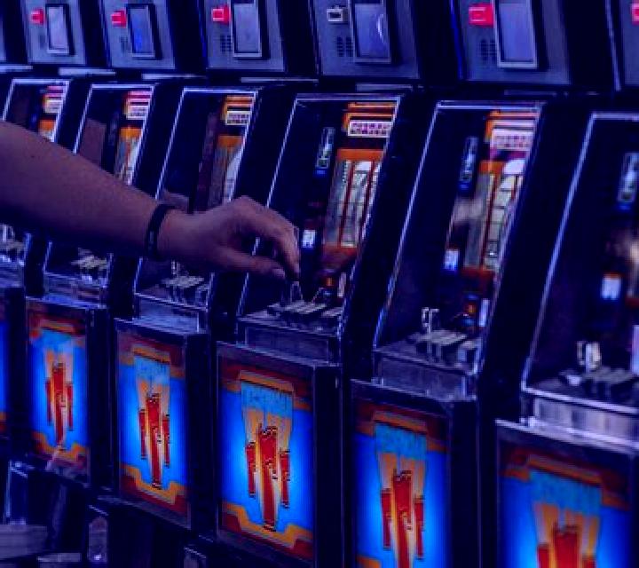 Pop and Drop slot machine