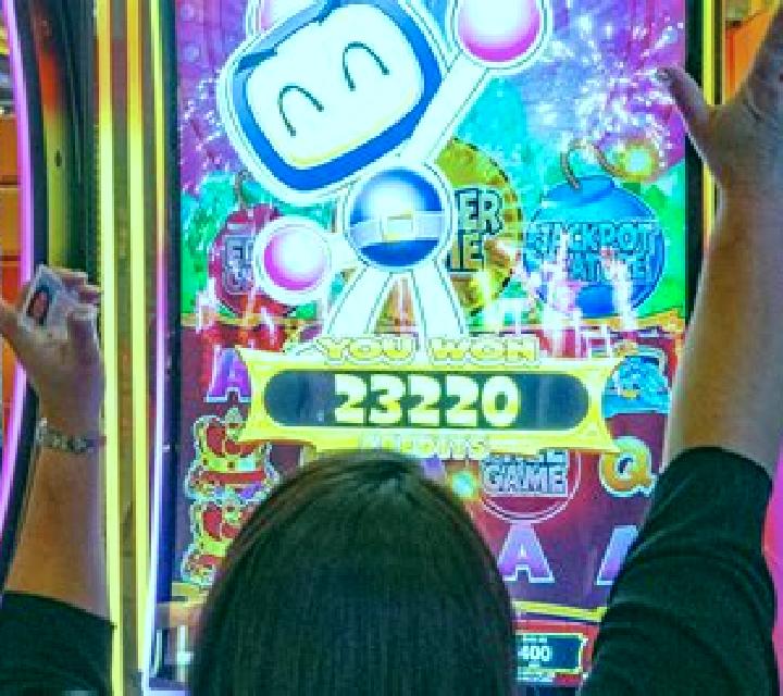 Pop Bomber online slot
