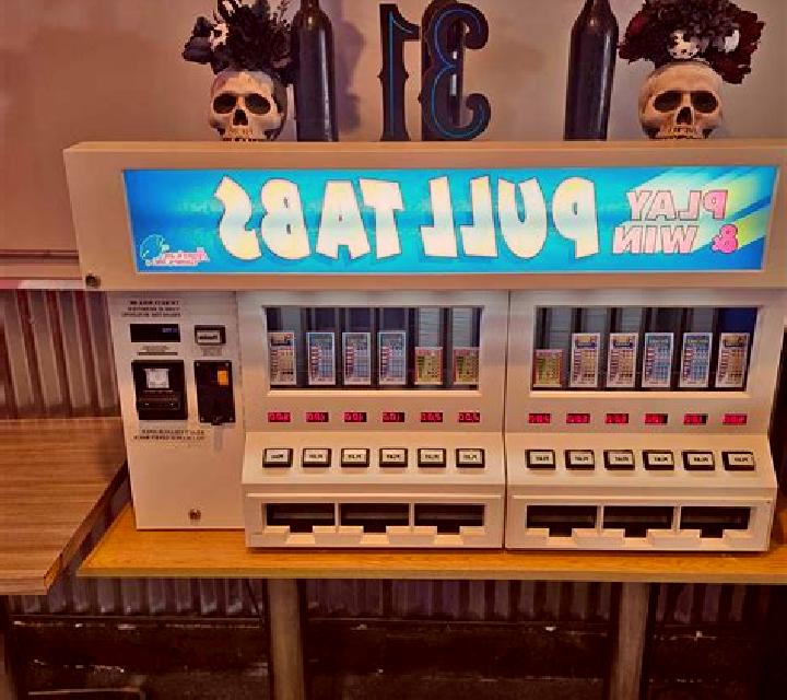Pot Luck Pull Tab slot