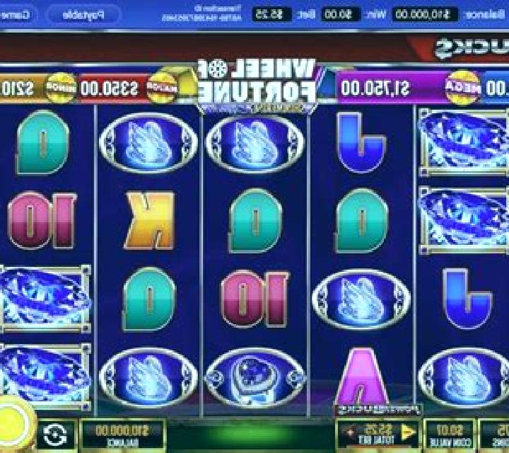 PowerBucks Wheel of Fortune Shimmering Sapphires slot machine
