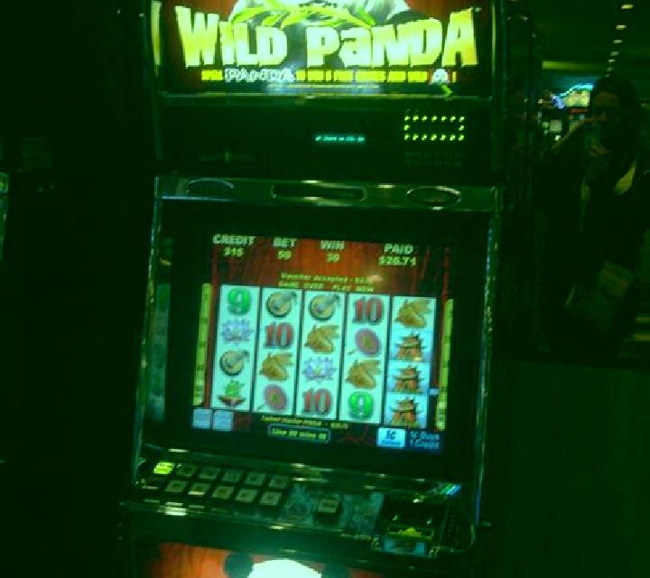 Prized Panda slot machine