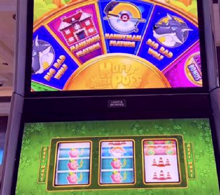 Puff Puff Puffer slot machine