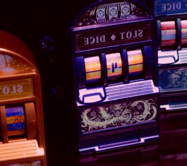 Puppet Show Dice slot machine