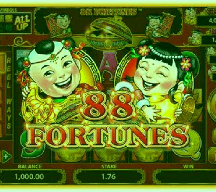 Pyramid Fortunes slot machine