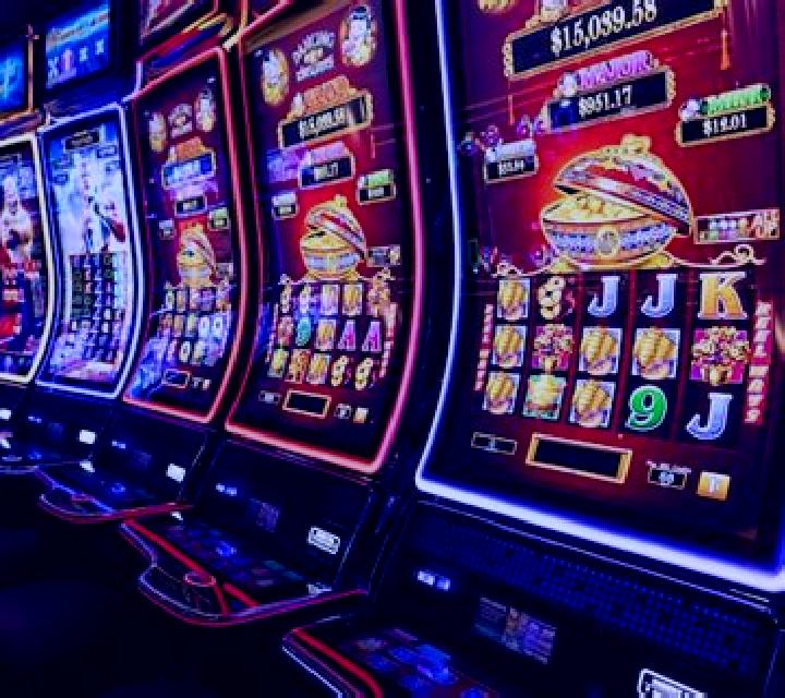 Quartz Blackjack slot machine