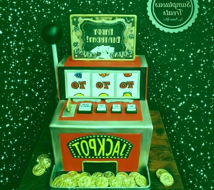 Queen Of Cakes slot machine