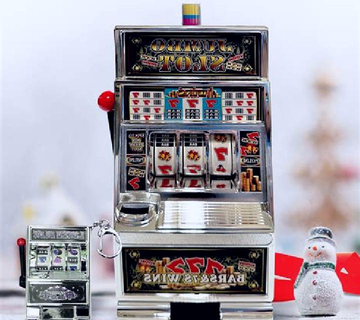 Queen of Coins slot machine