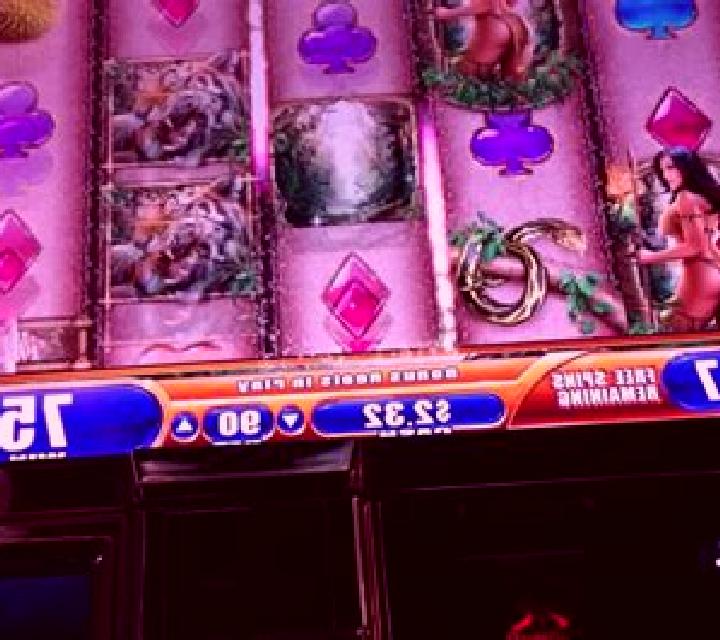 Queen of the Wild slot game