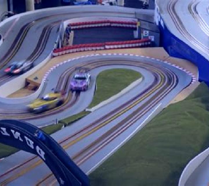 Racing slot