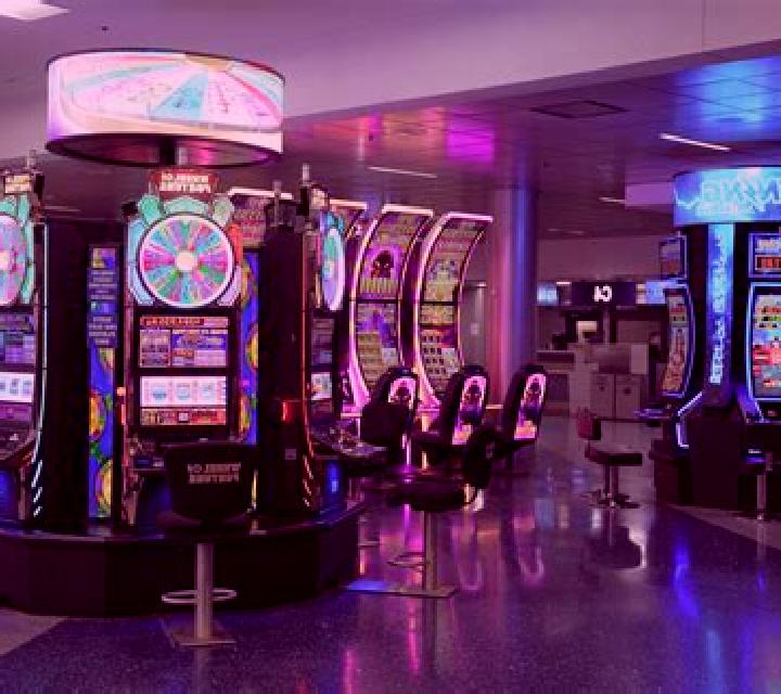 Radiate slot machine