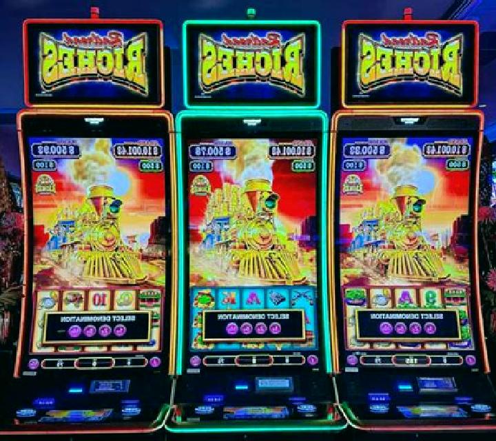 Raging Riches slot machine