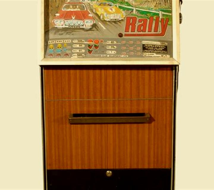 Rally slot machine